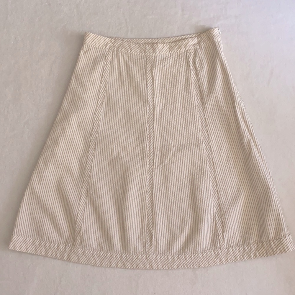 {CWC} Cottonworld Corp. | Cotton Seersucker Stripe Skirt Bamboo White/Tan (S)